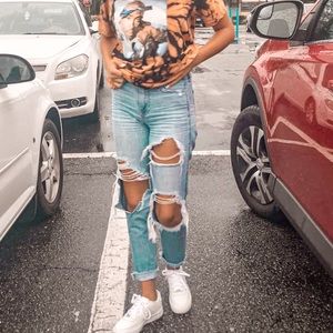 Hollister Ripped Mom Jeans